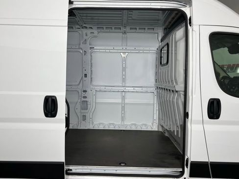 New 2026 RAM ProMaster 2500 image 4