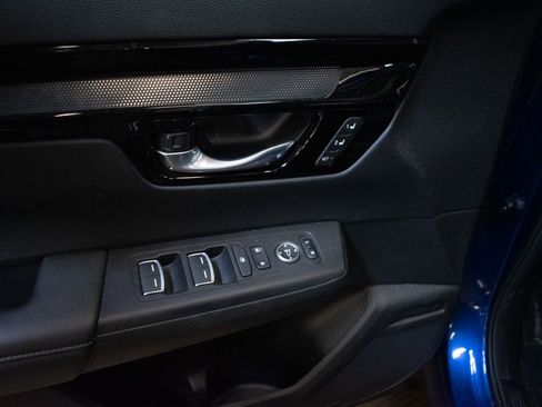Used 2025 Honda CR-V EX-L image 22