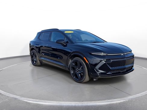 New 2025 Chevrolet Equinox EV RS AWD/4WD image 2