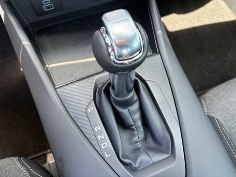 Used 2025 Ford Mustang Coupe RWD image 23