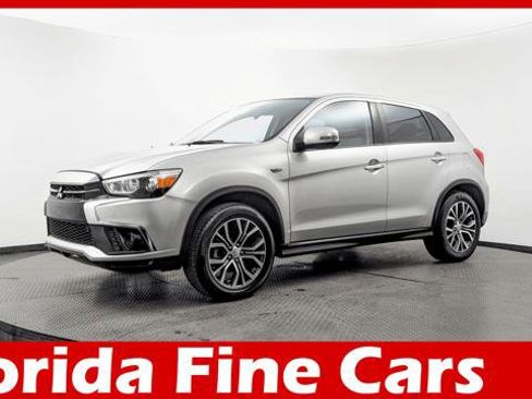 Used 2019 Mitsubishi Outlander Sport ES image 1