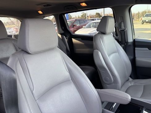 Used 2018 Honda Odyssey EX-L image 25