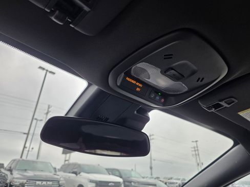 Used 2026 Buick Envista Preferred w/ Convenience I Package image 19