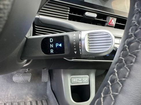 Used 2025 Hyundai Ioniq 5 Limited AWD/4WD image 38