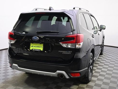 Used 2022 Subaru Forester Touring image 6