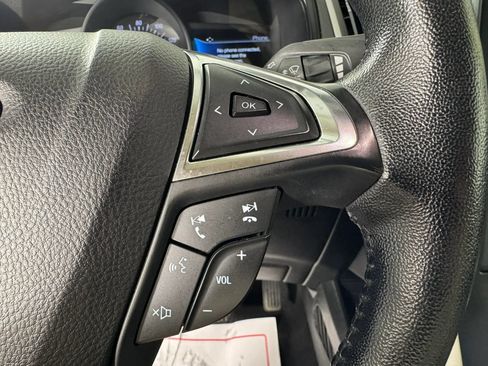 Used 2023 Ford Edge SEL AWD/4WD image 16