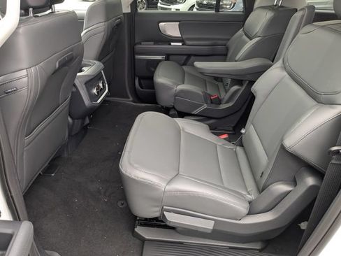 Used 2027 Ford Expedition Max Active RWD image 22