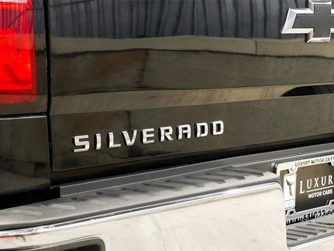 Used 2018 Chevrolet Silverado 1500 LT w/ All Star Edition image 17