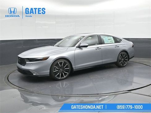 New 2025 Honda Accord Touring image 7