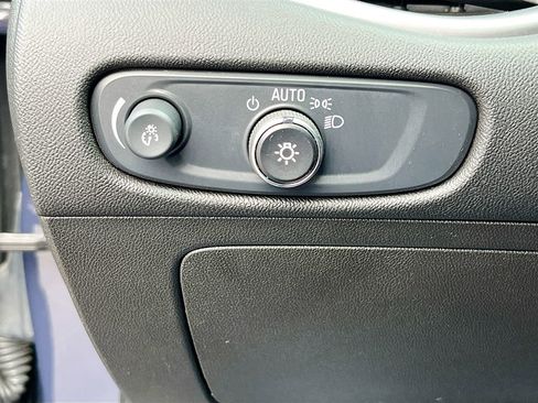 Used 2025 Chevrolet Malibu LT image 20