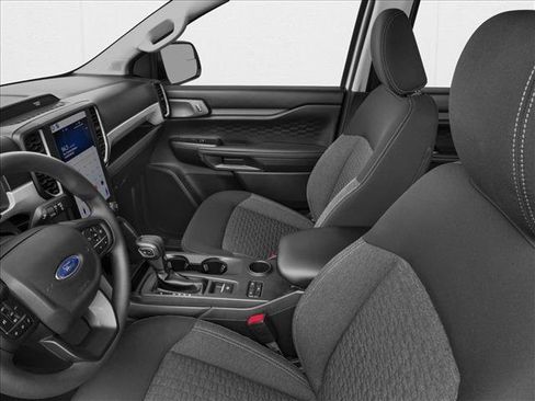 New 2025 Ford Ranger Lariat w/ FX4 Off-Road Package image 6