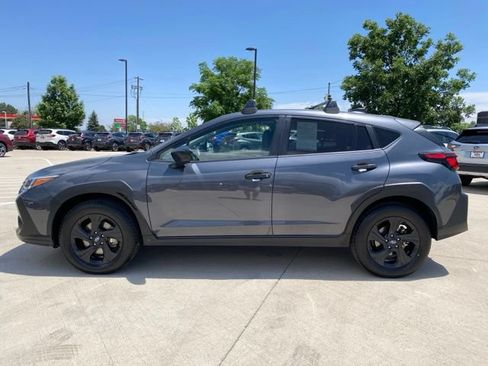 Used 2024 Subaru Crosstrek 2.0i w/ Popular Package #2 AWD/4WD image 2