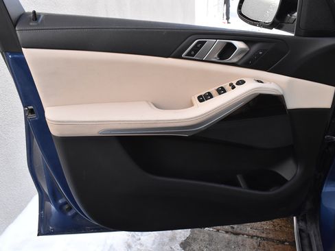 Used 2019 BMW X5 xDrive40i w/ Convenience Package AWD/4WD image 23