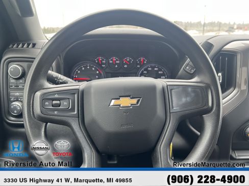 Used 2019 Chevrolet Silverado 1500 Custom w/ Custom Value Package image 21