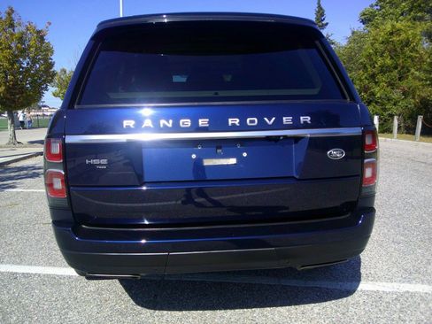 Used 2020 Land Rover Range Rover HSE image 19