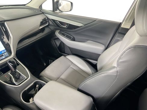 Used 2023 Subaru Outback Limited image 25