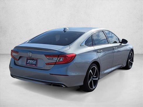 Used 2018 Honda Accord Sport image 5