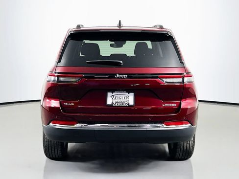 Used 2024 Jeep Grand Cherokee Laredo X AWD/4WD image 6