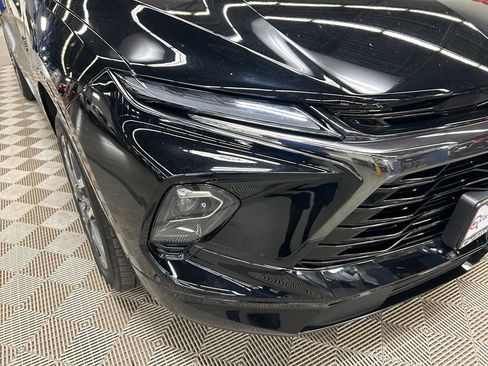 Used 2025 Chevrolet Blazer RS FWD image 5