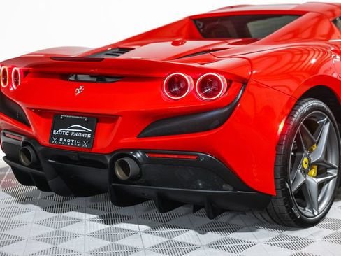 Used 2023 Ferrari F8 Tributo RWD image 11