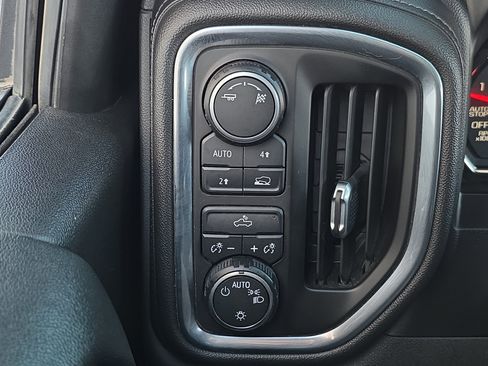 Used 2019 Chevrolet Silverado 1500 LT w/ All-Star Edition image 28