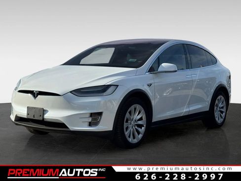 Used 2020 Tesla Model X Long Range image 1