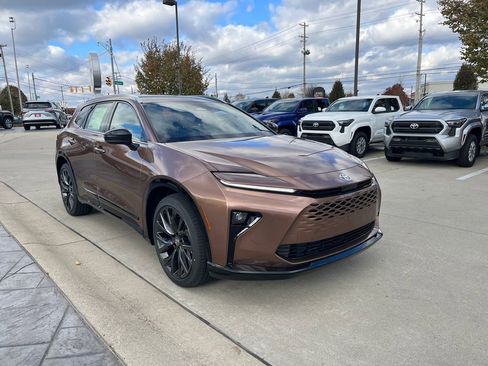 New 2025 Toyota Crown Signia image 7