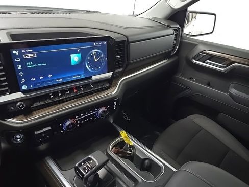 Used 2023 Chevrolet Silverado 1500 RST AWD/4WD image 25
