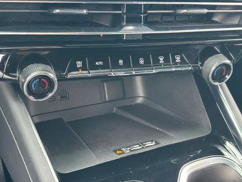 Used 2024 Chevrolet Traverse RS w/ LPO, Floor Liner Package AWD/4WD image 24
