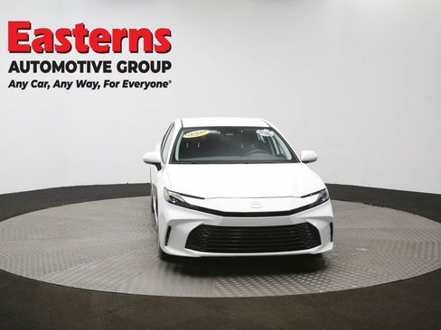 Used 2025 Toyota Camry LE image 51