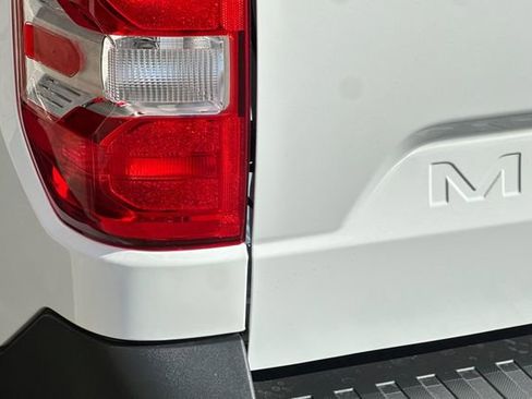 New 2026 Ford Maverick XL image 22