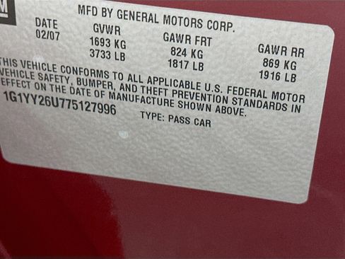 Used 2007 Chevrolet Corvette Coupe w/ Preferred Equipment Group RWD image 12