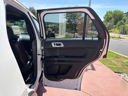 Used 2013 Ford Explorer Limited AWD/4WD image 29