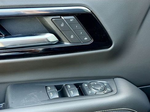 New 2025 Chevrolet Tahoe Premier image 19