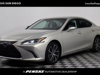 Certified 2023 Lexus ES 300h w/ Premium Package