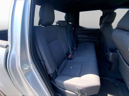 Certified 2024 Toyota Tacoma SR5 AWD/4WD image 18