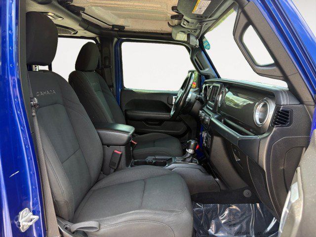 Used 2019 Jeep Wrangler Unlimited Sahara AWD/4WD image 8
