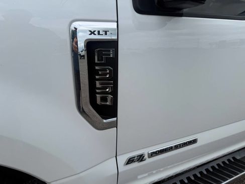 Used 2019 Ford F350 XLT w/ XLT Premium Package AWD/4WD image 15