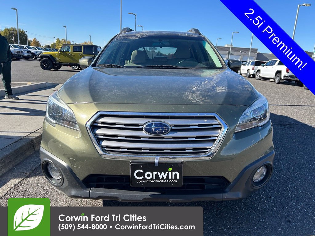 Used 2017 Subaru Outback 2.5i Premium AWD/4WD image 2