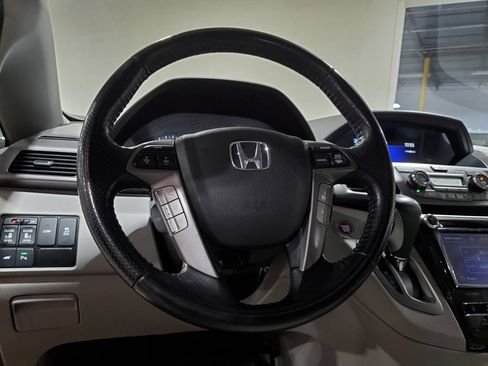 Used 2016 Honda Odyssey Touring image 28