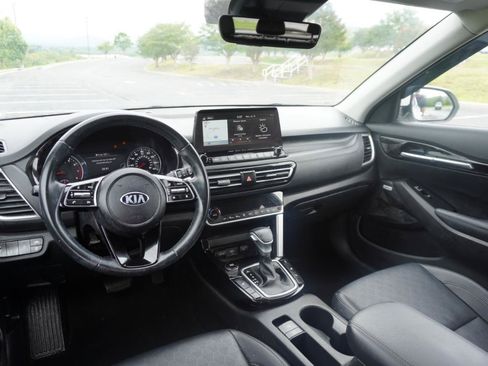 Used 2021 Kia Seltos SX AWD/4WD image 12