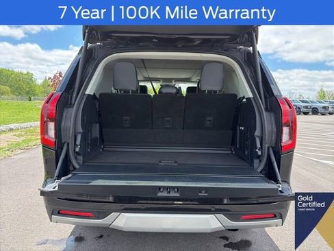 Used 2025 Ford Expedition Platinum AWD/4WD image 15