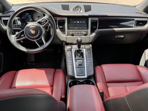 Used 2018 Porsche Macan S AWD/4WD image 29