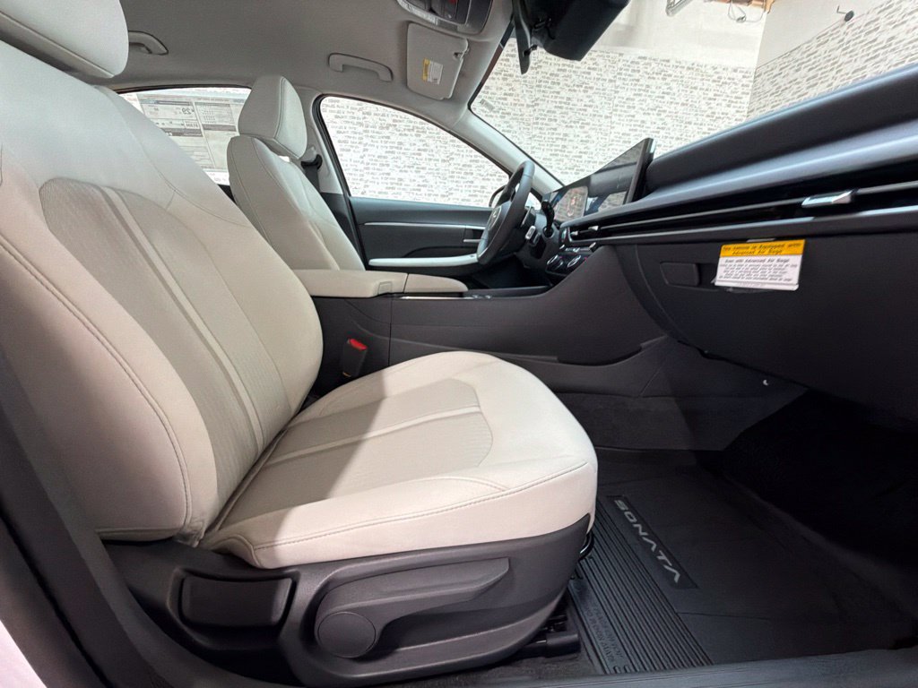 New 2027 Hyundai Sonata SEL FWD image 13