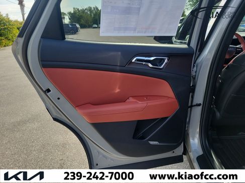 New 2026 Kia Sportage SX FWD image 15