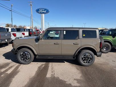 New 2025 Ford Bronco Outer Banks