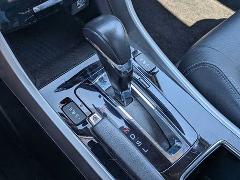 Certified 2017 Honda Accord EX-L image 26
