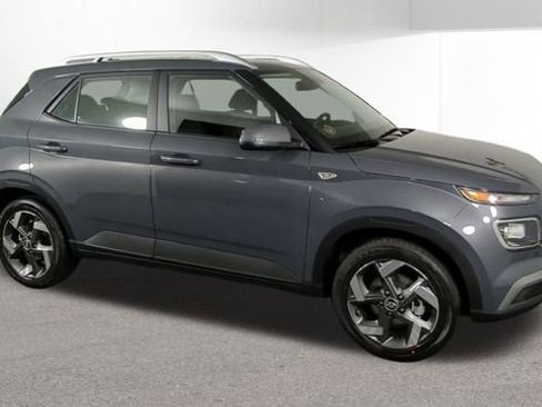 New 2026 Hyundai Venue SEL image 2