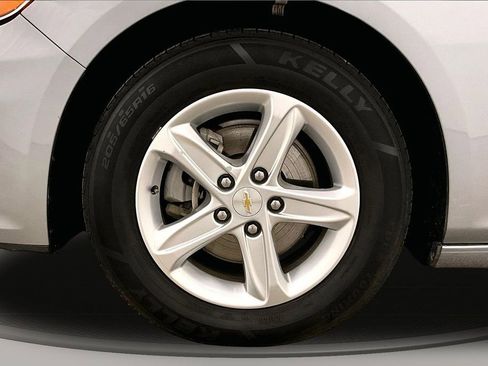 Used 2024 Chevrolet Malibu LT image 34