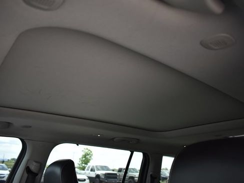 Used 2022 Jeep Grand Cherokee L Limited w/ Luxury Tech Group II AWD/4WD image 16